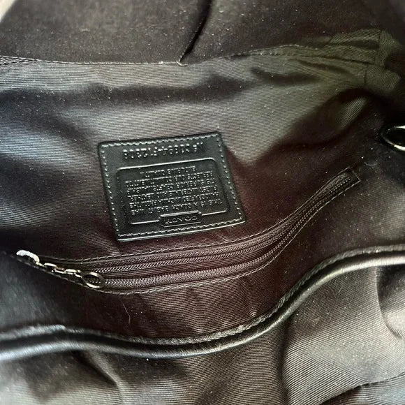 Gray Signature y2k Coach SoHo Bag 🩶🍒