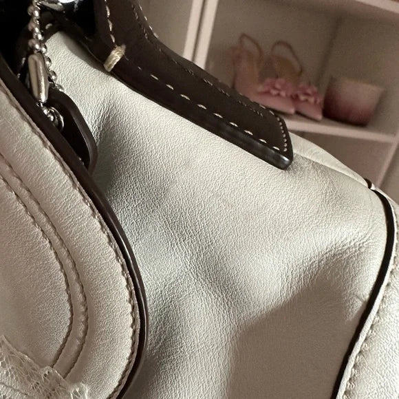 White y2k Coach Soho Flap Bag 🍒🌼