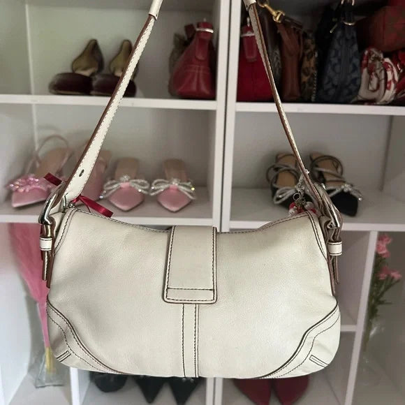 Coach Small White SoHo Flap 🍒🤍