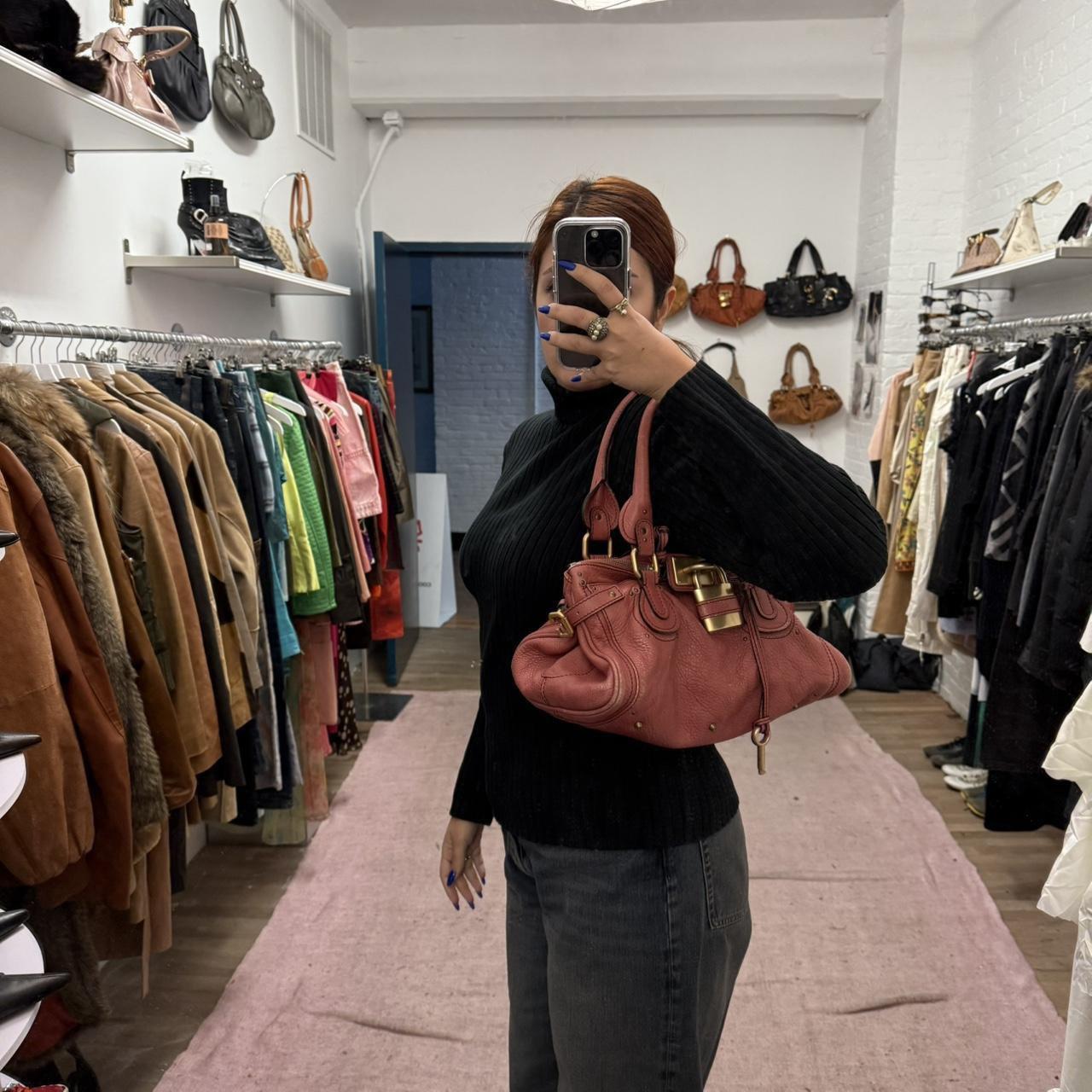 Iconic Chloe paddington bag in beautiful pink color and gold hardware