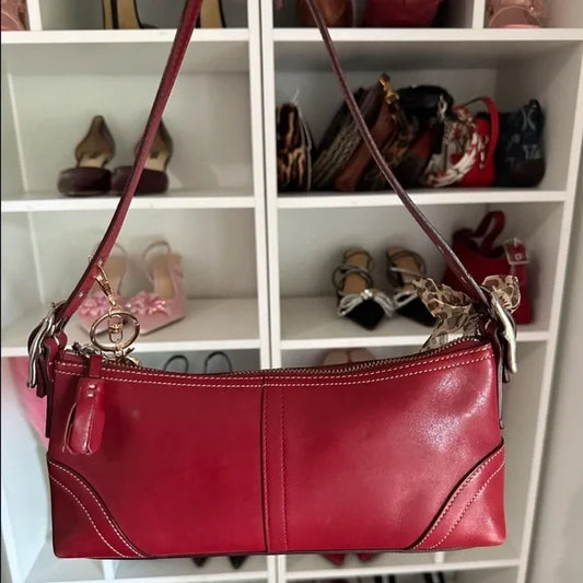 Red Leather y2k Coach Baguette 🍒